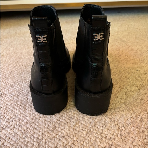 Sam Edelman Log Sole Chelsea Boot - Picture 5 of 5